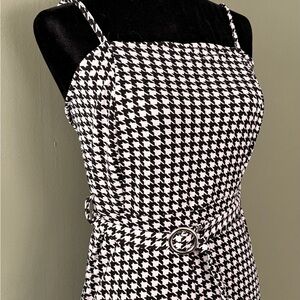 Chic Houndstooth Mini Dress